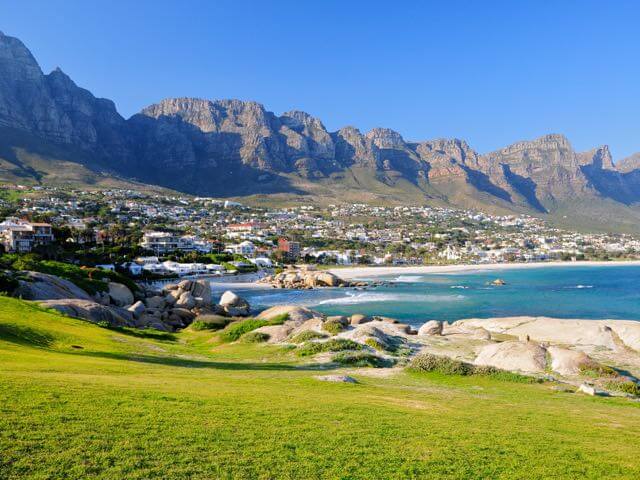 Navigation menu Book cheap flights, hotels and holiday packages - eDreams South Africa. Search and book great deals on flights, hotels and holidays on eDreams ZA. Compare prices for the cheapest flights and hotels in destinations worldwid September 06,